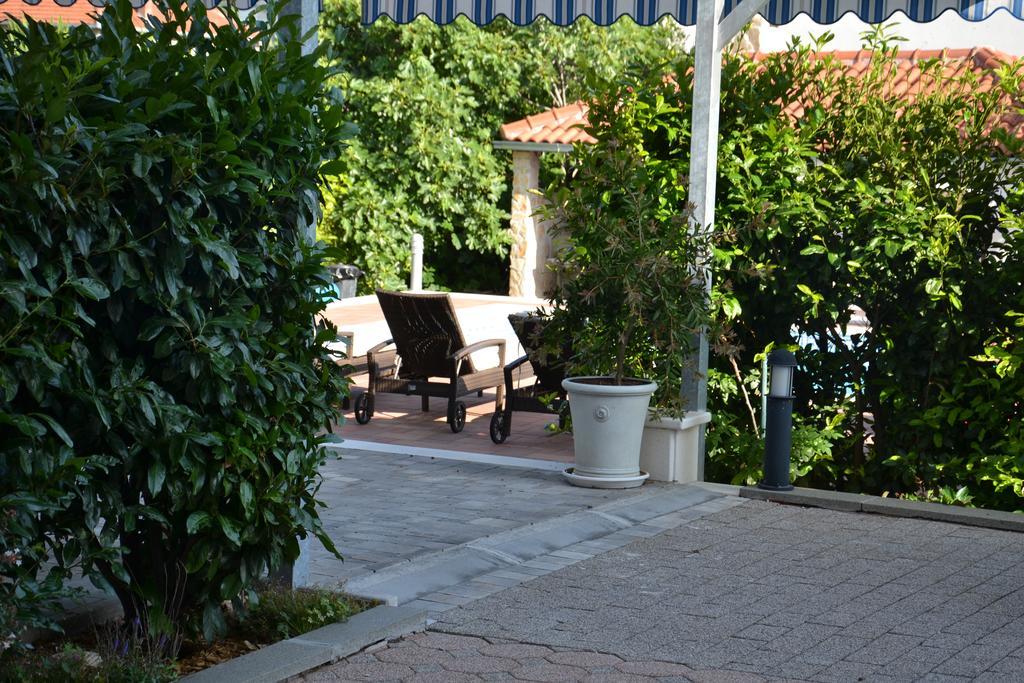Apartment Mary Trogir Rum bild