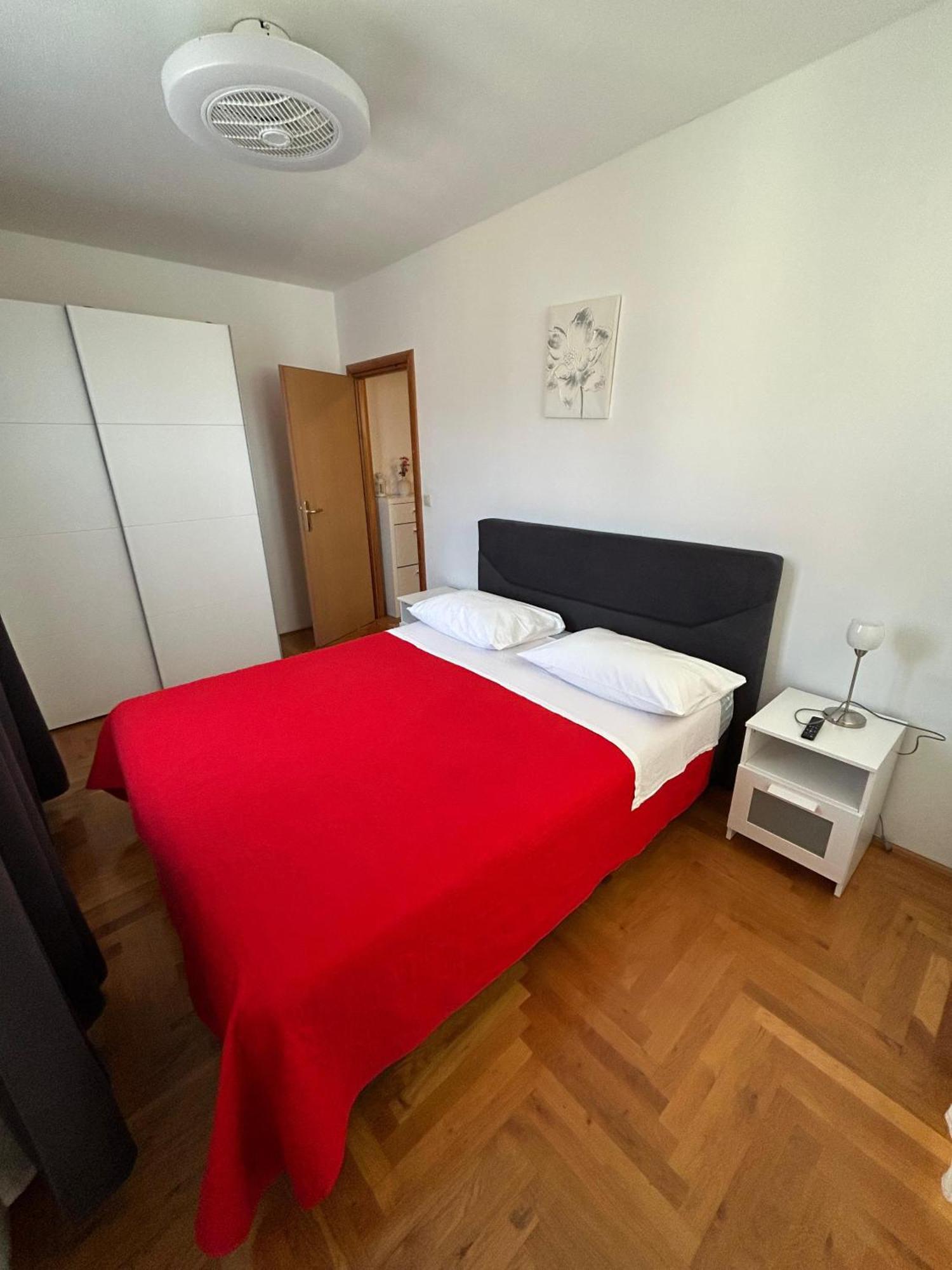 Apartment Mary Trogir Exteriör bild