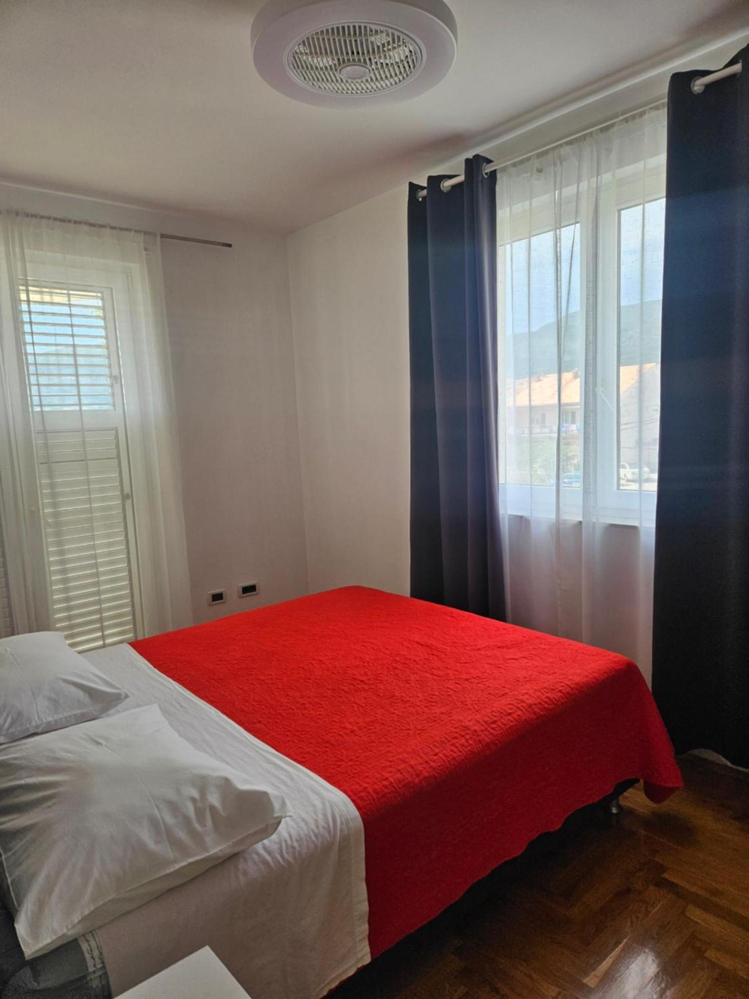 Apartment Mary Trogir Exteriör bild