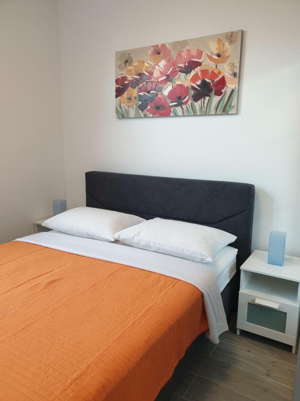 Apartment Mary Trogir Exteriör bild